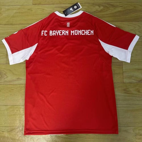 تيشيرت بارين ميونخ اساسي 25/26 - نسخة جمهور