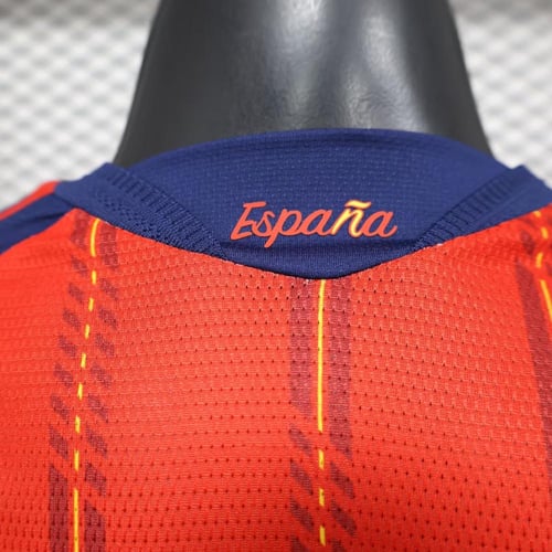 تيشيرت منتخب اسبانيا اساسي 25/26 - نسخة لاعبين