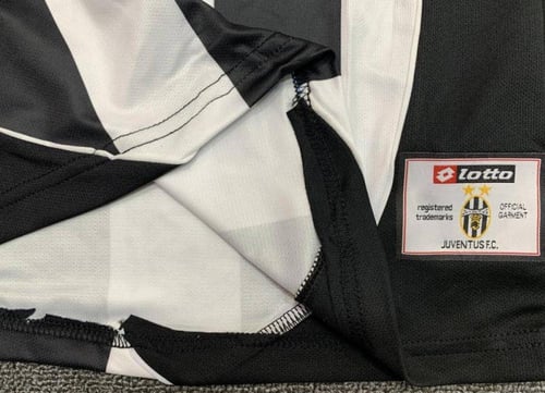 تيشيرت يوفنتوس 02/03