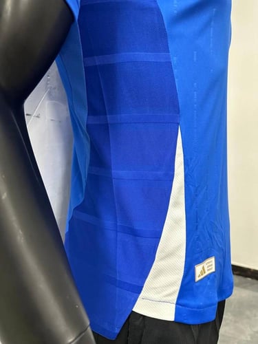 تيشيرت منتخب ايطاليا اساسي 24/25 - نسخة لاعبين