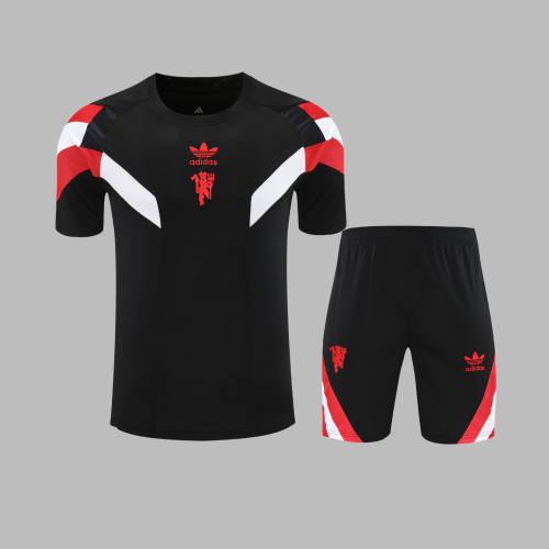 طقم تدريبات مانشيستر يونايتد 24/25