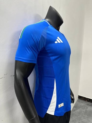 تيشيرت منتخب ايطاليا اساسي 24/25 - نسخة لاعبين