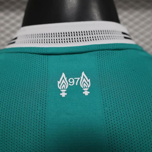 تيشيرت ليفربول الثالث 25/26 - نسخة لاعبين