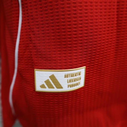 تيشيرت ليفربول اساسي 25/26 - نسخة لاعبين