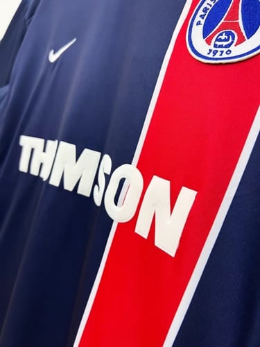 تيشيرت باريس 02/03