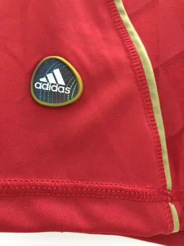 تيشيرت ليفربول 2010