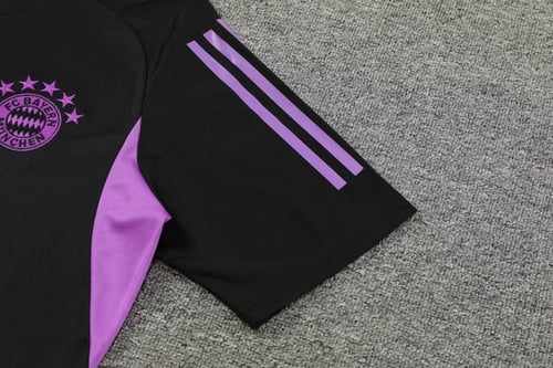 طقم تدريبات بايرميونخ 23/24