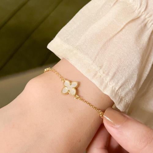 اسورة AO الفاخرة فضي او ذهبي