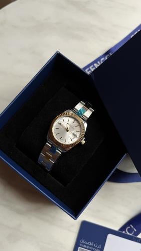 ساعة نسائية