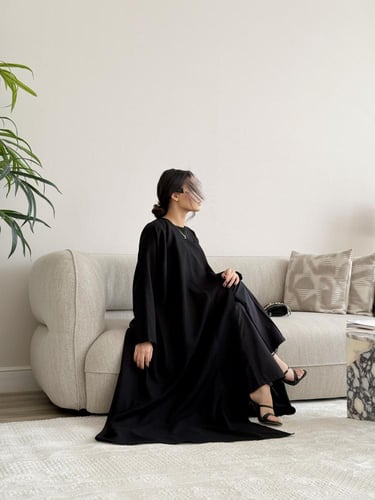 عباية نص كلوش كتان رسمي