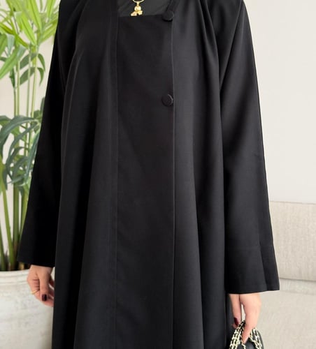 عباية نص كلوش كتان رسمي