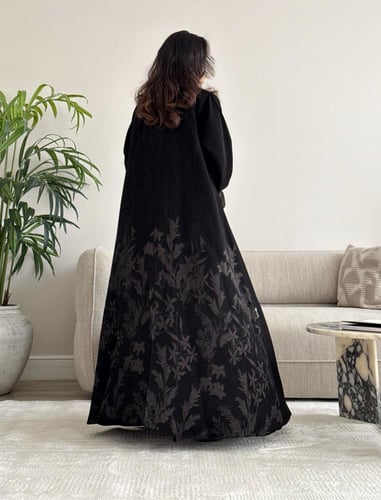 عباية نص كلوش مشجر بيج