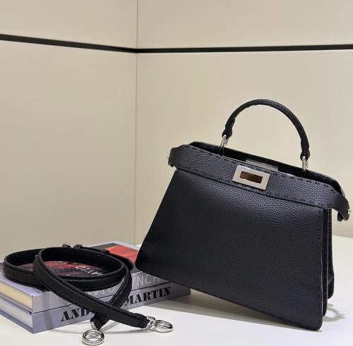 فندي لون اسود مقاس 27cm ( مقلدة، طبق الاصل )