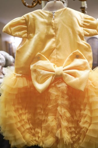 فستان أطفال أصفر منفوش للمناسبات - أناقة وبهجة من...