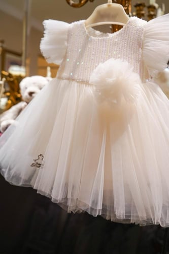 فستان حديثي الولادة فاخر بأربع قطع – أناقة وجودة م...