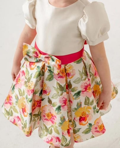 فستان الورود الأنيقة للبنات – تصميم زهري جذاب بلمس...