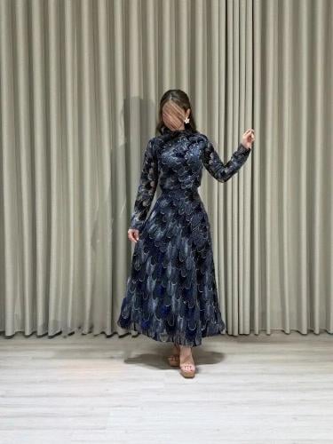 Awaatif dress