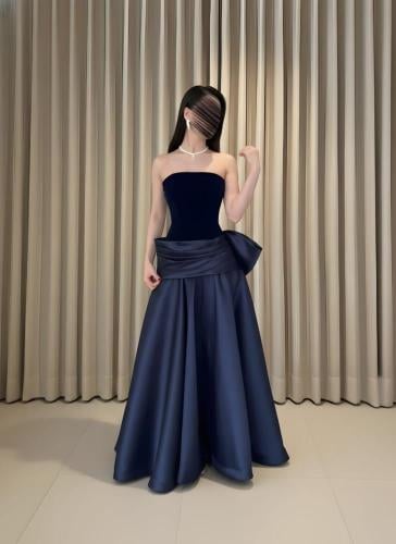 Evan dress