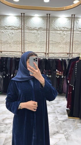عباية مسك كلوش مخمل منثور كرستال الون الكحلي