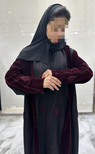 عباية غاليه كلوش بقماش كريب مع مخمل تطريز هاري
