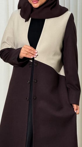 بليزر حنان الون البيج مع البني