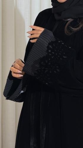 عباية أميره مخمل مخرم