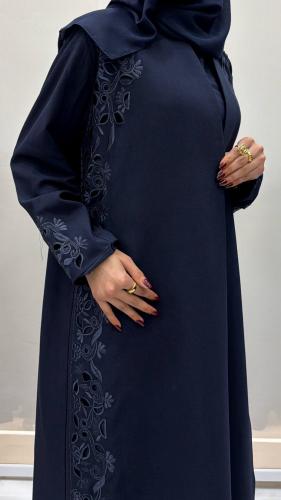 بليزر دنيا بقماش لنن تطريز تخريم