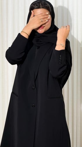 بليزر رموش ألون الأسود