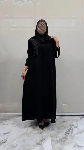 عباية لولو كلوش بقماش سراميك اسود فاحم قصة بليزر