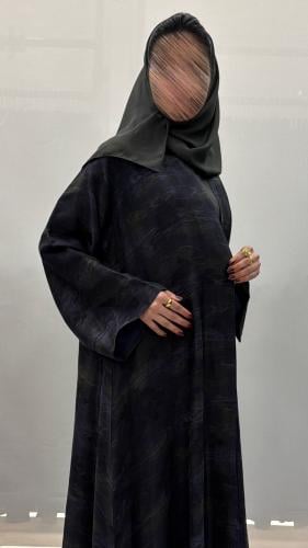 عباية هند كلوش حرير يباني دبل فيس