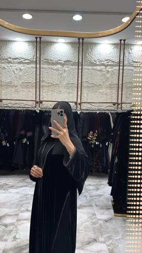 عباية ريناد كلوش مخمل كسرات جوانب