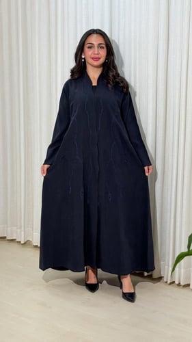 عباية فاتن كلوش بقماش حرير وتدخيل شك