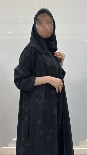 عباية روز بقماش شيفون مشجر منثور كرستال مبطن