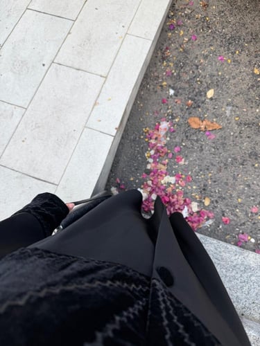 عباية مخمل A20