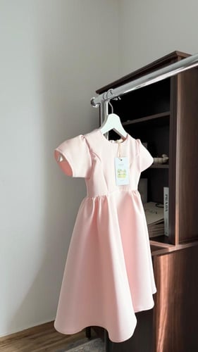 فستان بيبي بنك 26 .