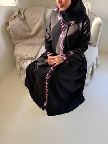 عباية أطفال من كولكشن الفرح A34 .