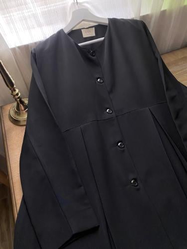 عباية عملية و أنيقة A35