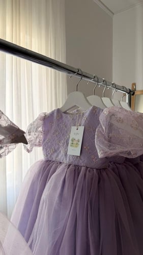 فستان بنفسج 26 .