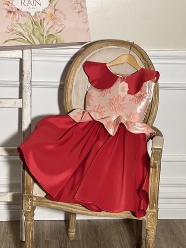 فستان الورد من كولكشن العيد .