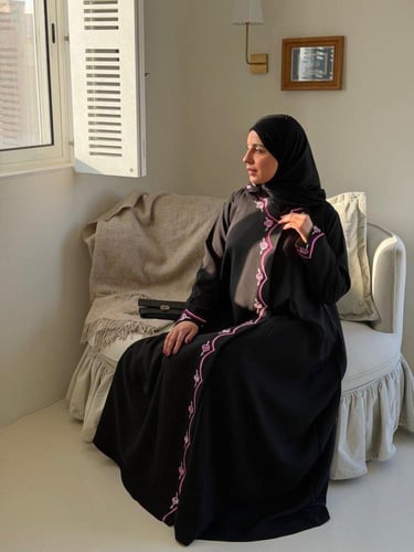 عباية أطفال من كولكشن الفرح A34 .