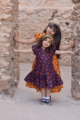 فستان شالكي بنفسجي مكسر من كولكشن رمضان 2022 .