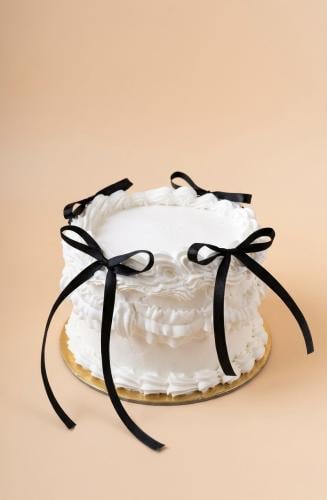 Bowknot cake
