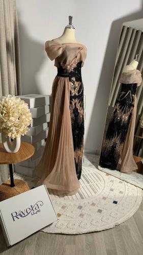 فستان سهرة ذهبي