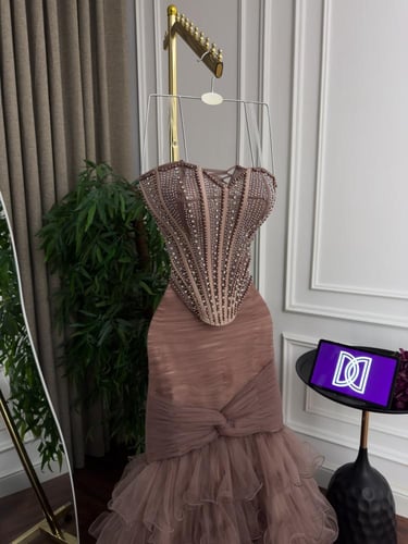 فستان انيسة