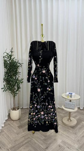 فستان اتينا