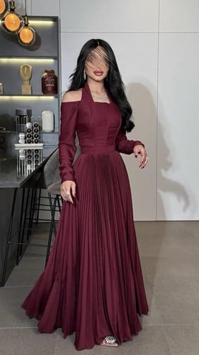 فستان ابتهال