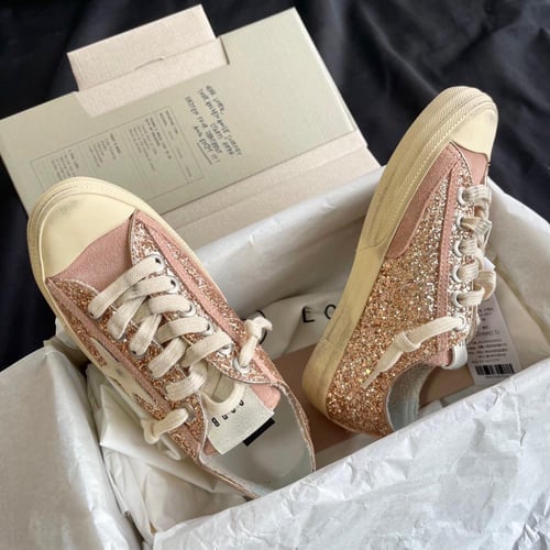 Golden goose