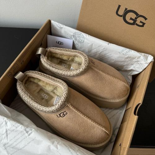UGG Tazz slippers