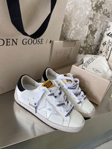 Golden goose