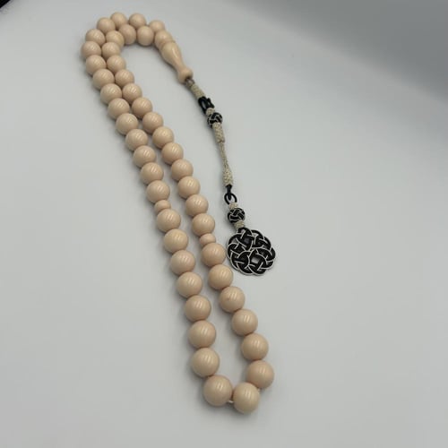 مسباح ضومنة